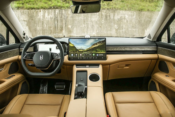 AITO M5 4 Wheel Drive Electric Cars Left Hand 210km/h For Adults