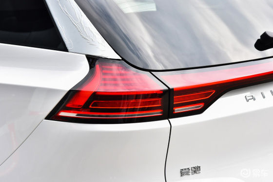 403km Long Range Pure Electric Cars AIWAYS U5 With 160Km/H Speed