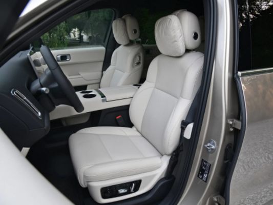 42.8kWh Battery 6 Seat Electric SUV