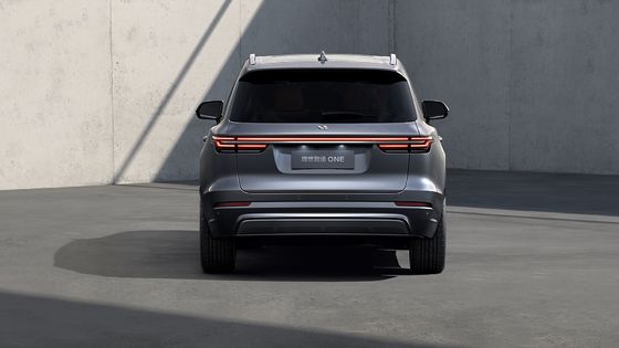 220km/h Plug In Hybrid SUV 700Km Range Four Screens Six Seater Electric Car