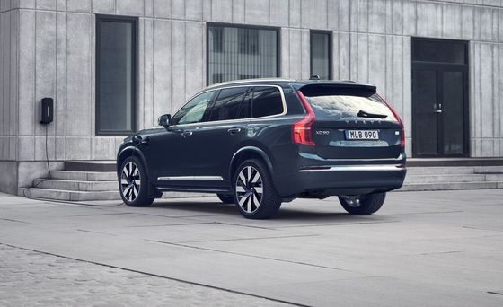 Volvo XC90 B5 4 Wheel Drive Electric Cars 180Km/H 4WD EV SUV 184KW Max power