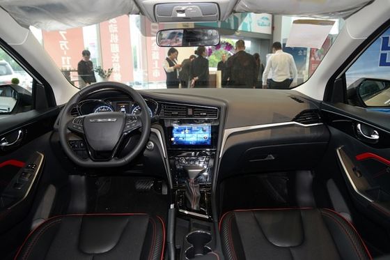 Dongfeng Nissan Venucia D60 EV 2500mm - 3000mm Wheelbase Left Hand Drive Car