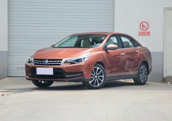 Dongfeng Nissan Venucia D60 EV 2500mm - 3000mm Wheelbase Left Hand Drive Car