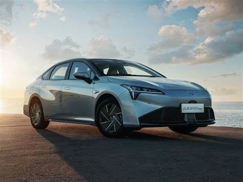 GAC Aion S Medium Electric Cars Single E Motor 135kW Luxury Sedan Car