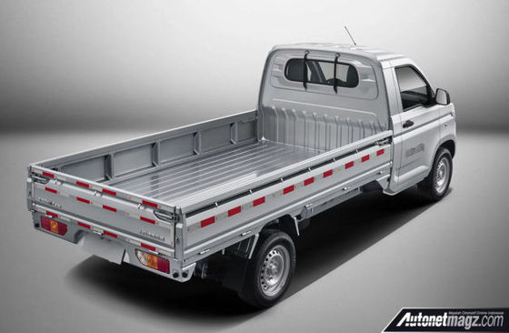 Single Row Electric Commercial Vehicles Wuling Small EV Truck 120km/h 82HP