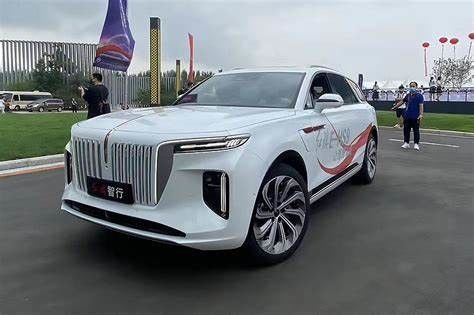 Deluxe Large Electric Cars SUV Hongqi E-HS9 120kWh 660km Range