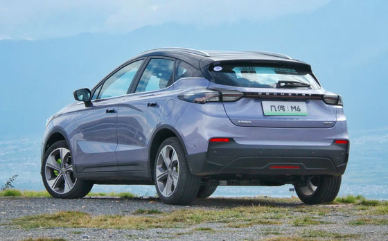 450km / 580km Long Range EV SUV Geely Geometry M6 Luxury 5 Seater Electric SUV