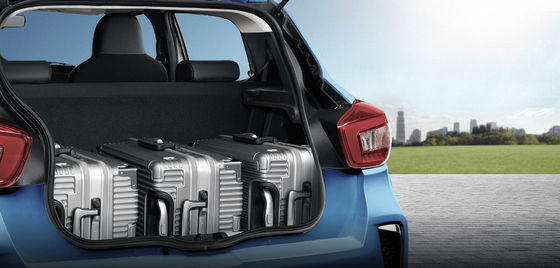 4 Seats Pure Electric Cars Venucia E30 Left Hand Drive Vehicles 105km/h