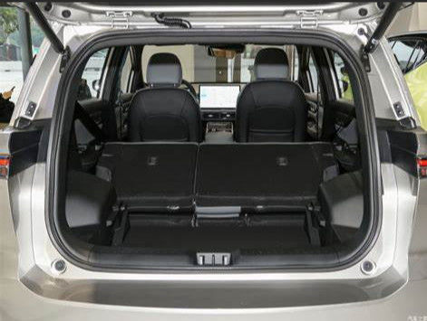 Hycan Z03 Pure Electric Cars Range 430km 5 Seater Car SUV AWD Drive 140km/h