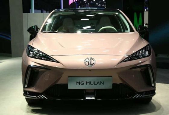 MG MULAN Medium Electric Cars 425km Deluxe New Electric Automotive