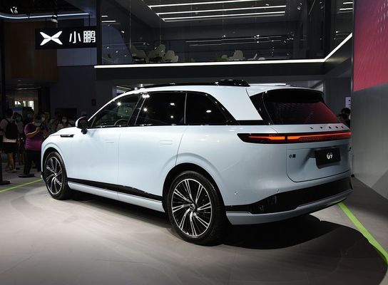 Xpeng G9 Luxury Large Size Electric SUV 5 Seater 702km Range 200km/H Max Speed