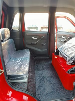 Gasoline Powered Enclosed Motorized Passenger Tricycle With Multi Colors Max Speed 70km/H