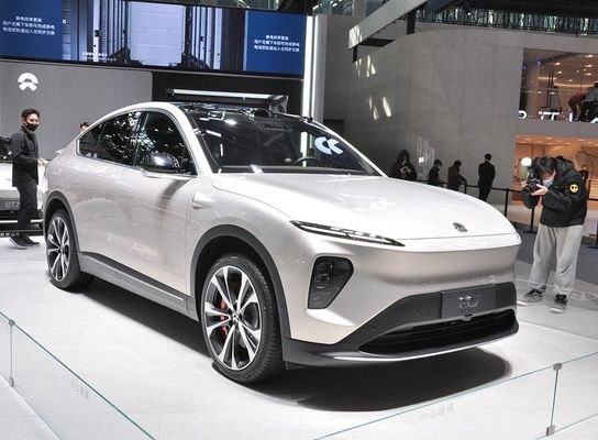 SUV At NIO EC7 75kWh Electric Car With Motor Delivering 480 KW
