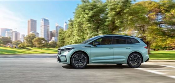 confortable enough riding&commendably quick at Skoda Enyaq iv80 82kWh battery single motor,rear-wheel drive electric car