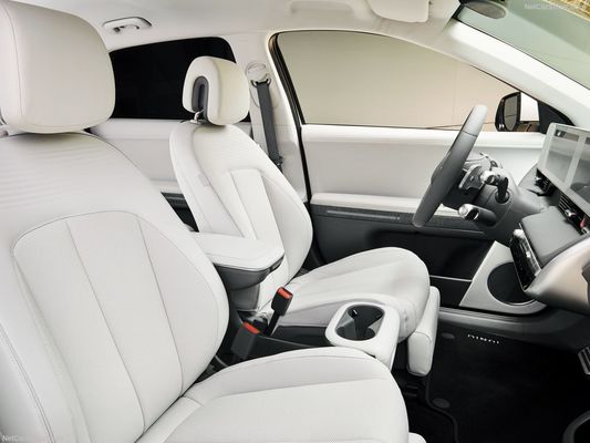 new family of all-electric cars from Hyundai Ioniq5 Charming, futuristic design with 430km Range