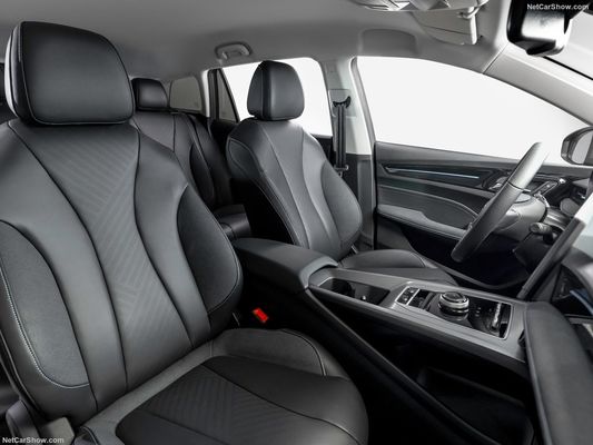 Roomy Affortable All Electric Car At MG 5 EV With A Decent Range 344km And Super Charging Ability