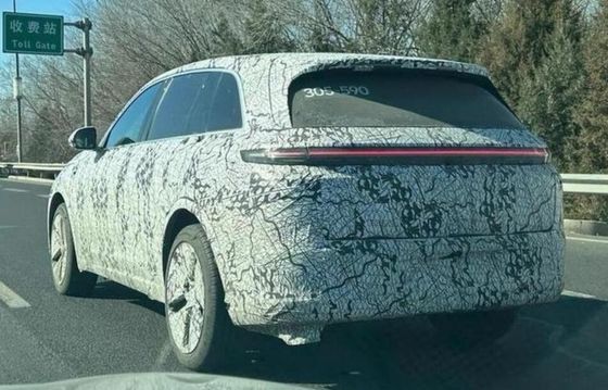 2024 Presale NEW Hybrid Li Auto L6 2024 Luksusowy samochód elektryczny 4WD Lixiang L6 E-REV SUV Li L6 Nowy pojazd energetyczny