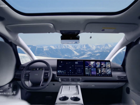 Lixiang MEGA 2024 EV 7 Seat Luxury MPV 710KM Long Range 4WD Electric Car