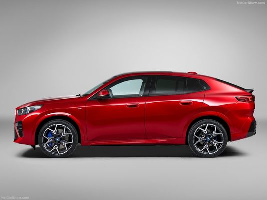 Hot Sale Long Range Electric Car 2024 for BMW IX2 449Km High Speed Auto new energy car