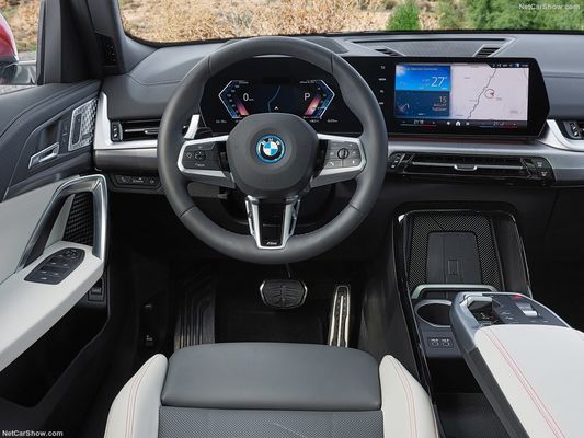 Hot Sale Long Range Electric Car 2024 for BMW IX2 449Km High Speed Auto new energy car