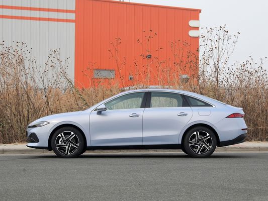 Roewe D7 DMH 125 Beyond Edition Midsize Plug In Hybrid Electric Car Sedan EV