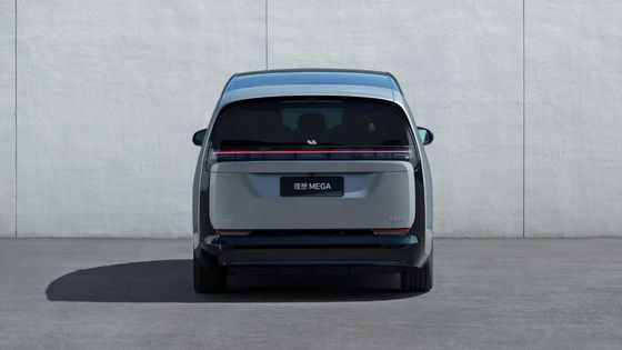 Presale 2024 Li AutoMega 7seats luxury ev car 4WD New Energy Vehicle larger passenger mpv high speed electric car