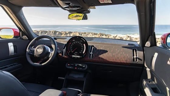 2024 Pure electric car Mini cooper Countryman E family SUV with boxy shape 462km range with 150km motor power