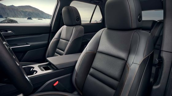 New Ev car 2024 Honda Prologue EV Crossover with a low, wide stance, a long wheelbase