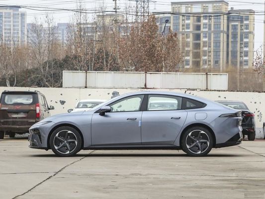 2024 Pure Electric Hatchback Dongfeng eπ 007 Electric Car With Range 530km