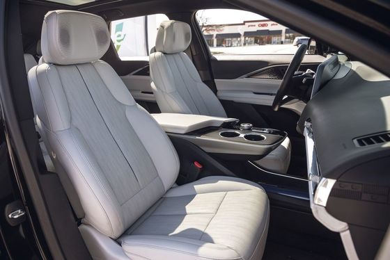 2024 Cadillac Lyriq 308miles ranges w far posher cabin NEW ENERGY LUXURY Sedan