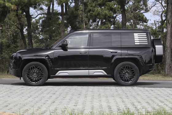 BYD Yangwang U8 Extended Range Electric Vehicle with 1000km range