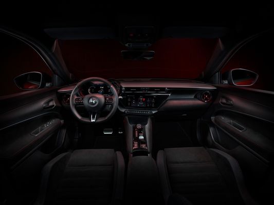 Presale The Sportiest Compact Car Alfa Romeo First EV Milano With 2 Drivetrain Options 156ph&240ph WLTC 240miles