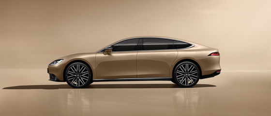 2024 Pure Electric Vehicle YuanHang Y6 Sedan With Range 660km