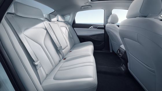 2024 Xpeng P5 Electric Vehicle EV Electric Car Long Range 480km 155KW Power 170km/h