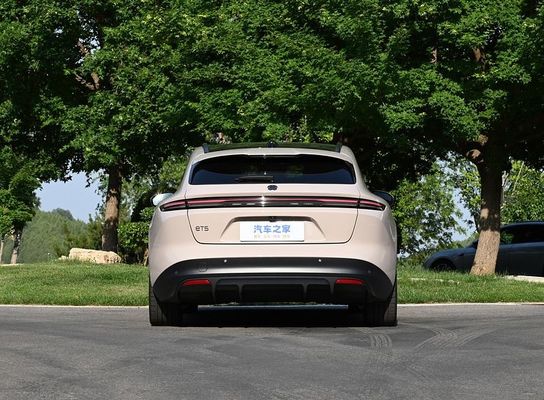 New Energy Vehicles In Stock With Sufficient Colors 2024 Nio ET5T Weilai Electric Vehicles 75kwh 200km/h High Speed Car