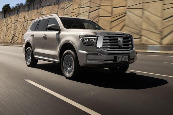 New Energy Car 2023 TANK 500 PHEV AWD Drivetrain 180km/h Top Speed With 6.9sec 0-100acceleration