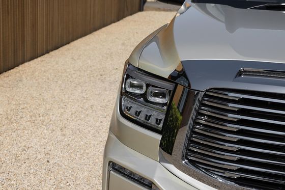 New Energy Car 2023 TANK 500 PHEV AWD Drivetrain 180km/h Top Speed With 6.9sec 0-100acceleration