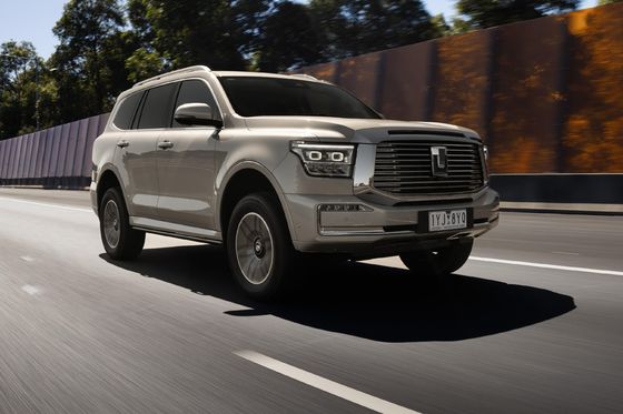 New Energy Car 2023 TANK 500 PHEV AWD Drivetrain 180km/h Top Speed With 6.9sec 0-100acceleration