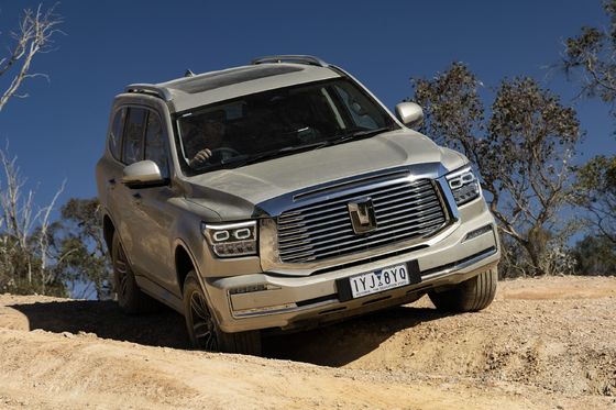 New Energy Car 2023 TANK 500 PHEV AWD Drivetrain 180km/h Top Speed With 6.9sec 0-100acceleration