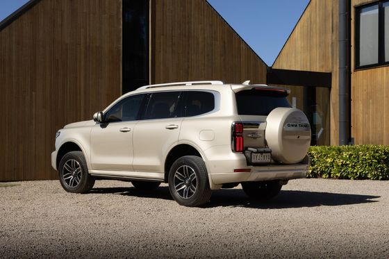 New Energy Car 2023 TANK 500 PHEV AWD Drivetrain 180km/h Top Speed With 6.9sec 0-100acceleration