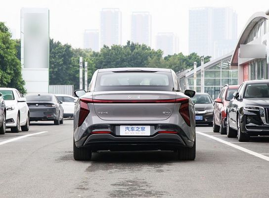 Pure Electric Vehicle China Famous Brand Hongqi EH7 2024 600km Pro With 600km Long Range And 4doors/5seats Sedan