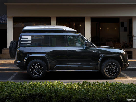 Pre SALE 2024 Beijing Auto Show BYD Yangwang U8 2024 Luxury Off Road Vehicle 1197hp 4Motor 4wd Electric Car Byd U8 Hybrid