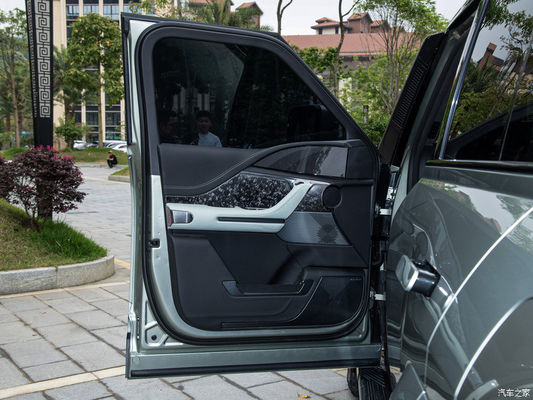 Pre SALE 2024 Beijing Auto Show BYD Yangwang U8 2024 Luxury Off Road Vehicle 1197hp 4Motor 4wd Electric Car Byd U8 Hybrid