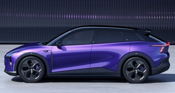 Self Driving Robot 2024 Jiyue01 200kw Motorpower 272 P.s 550km CLTC Range PURE ELECTRIC CAR With Top Speed At 200km/h