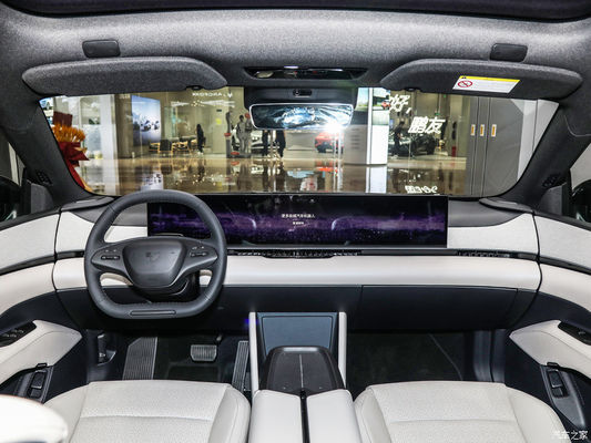 Self Driving Robot 2024 Jiyue01 200kw Motorpower 272 P.s 550km CLTC Range PURE ELECTRIC CAR With Top Speed At 200km/h