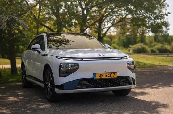 New premium electric SUV -Xpeng G9 2024 570km pro with 230 motorpower 430N.m Torque 6.4sec 0-100km/h acceleration