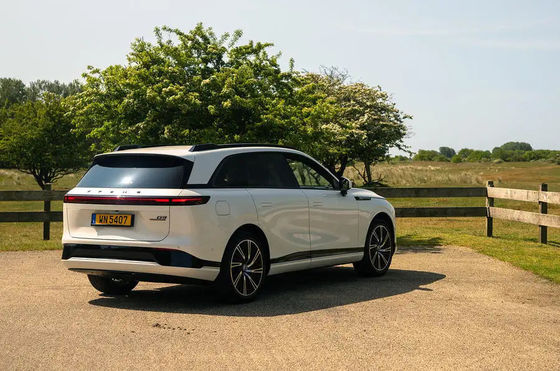 New premium electric SUV -Xpeng G9 2024 570km pro with 230 motorpower 430N.m Torque 6.4sec 0-100km/h acceleration