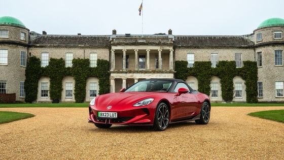 MG Cyberster Trophy All electric Sports Car A Healthy 335bhp And 350lb Ft Of Torque,336 Miles Range Under 77kwh Battery