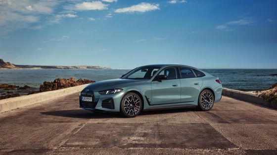 Pure Electric Vehichle High Performace 450km Range BMW I4 Acceleration 0-100km/h At 3.9s 225km/h Top Speed 400kw Power