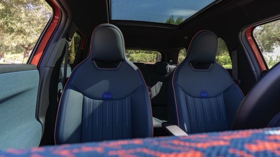 All New All Electric MINI Aceman SE 54.2kwh Battery With A Powerful 215hp & 330N.m Motor 7.1s Acceleration Of 0-100km/h